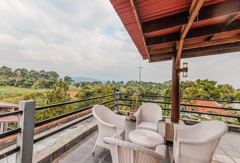 Urbanview Hotel Gunung Geulis Village By Reddoorz