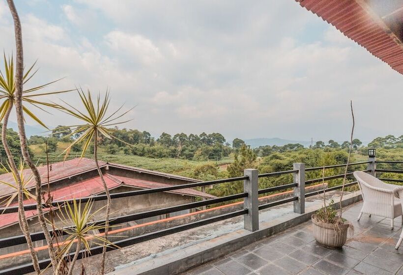 Urbanview Hotel Gunung Geulis Village By Reddoorz