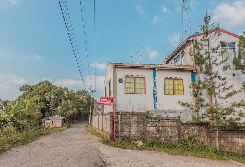 Urbanview Hotel Gunung Geulis Village By Reddoorz