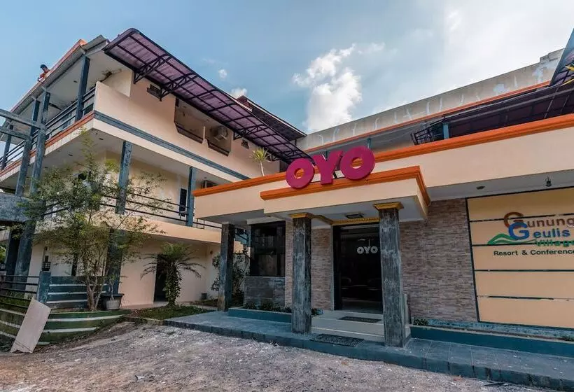 Urbanview Hotel Gunung Geulis Village By Reddoorz