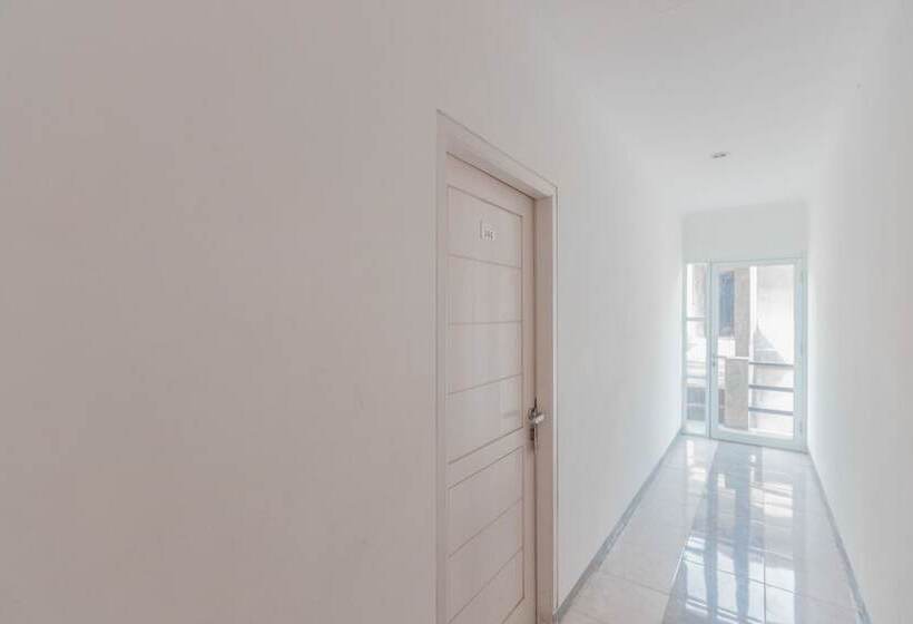 Urbanview Hotel Gunung Geulis Village By Reddoorz