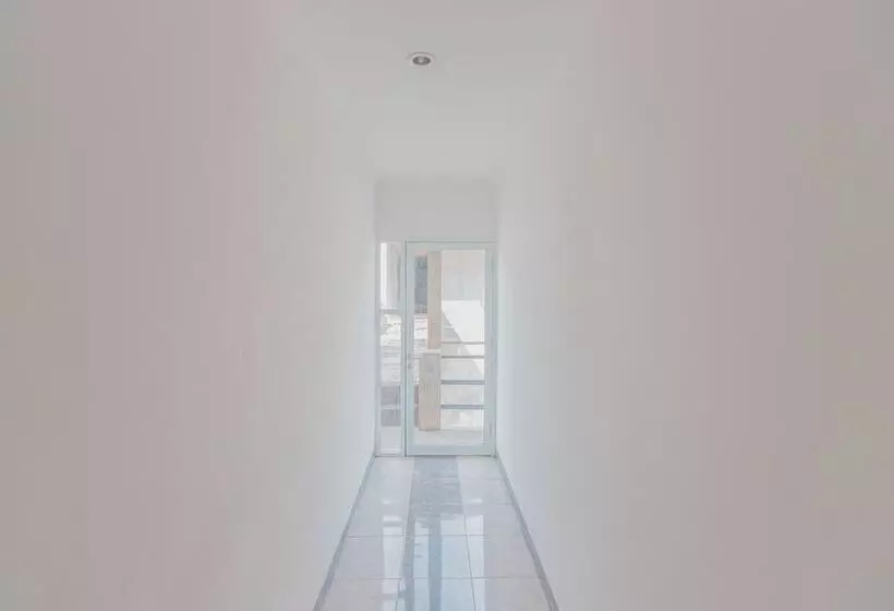 Urbanview Hotel Gunung Geulis Village By Reddoorz