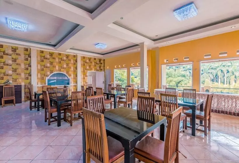 Urbanview Hotel Gunung Geulis Village By Reddoorz