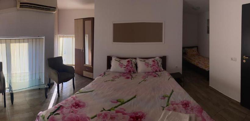 مُتل Casa ștefan Guest House