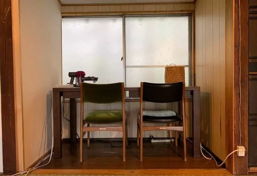 Majatalo Guest House Kumanoyasai