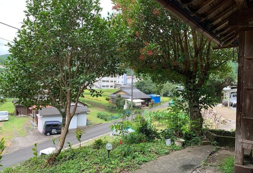 פנסיון Guest House Kumanoyasai