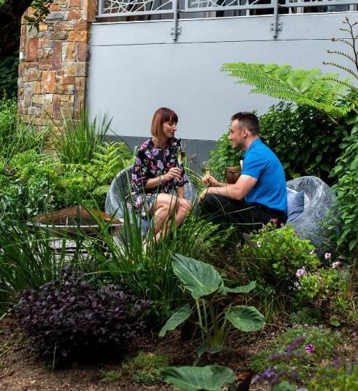 Seven Villa Hotel & Spa