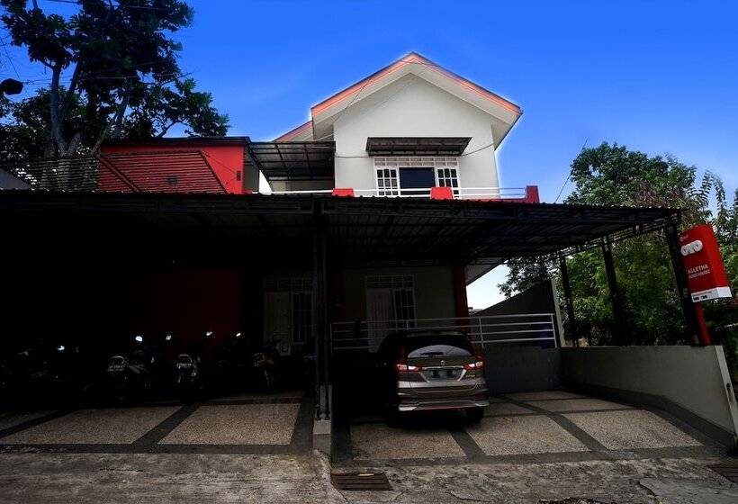 酒店 Oyo 1007 Alletha Residence 2