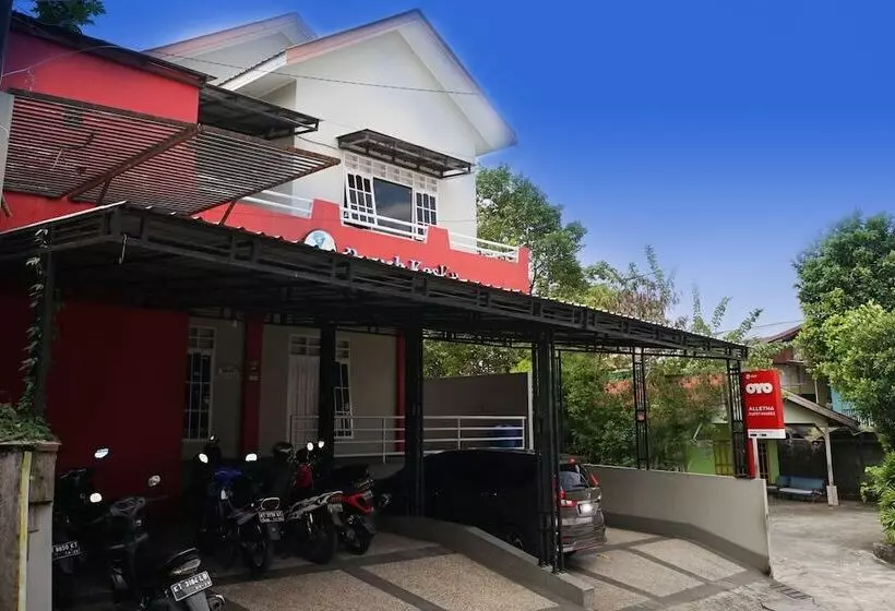 ホテル Oyo 1007 Alletha Residence 2