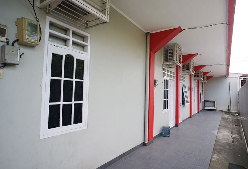 酒店 Oyo 1007 Alletha Residence 2