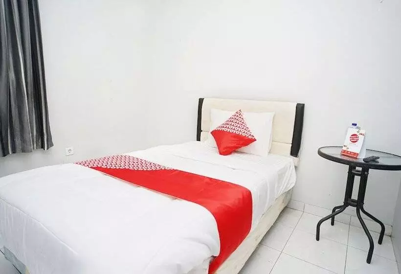 ホテル Oyo 1007 Alletha Residence 2