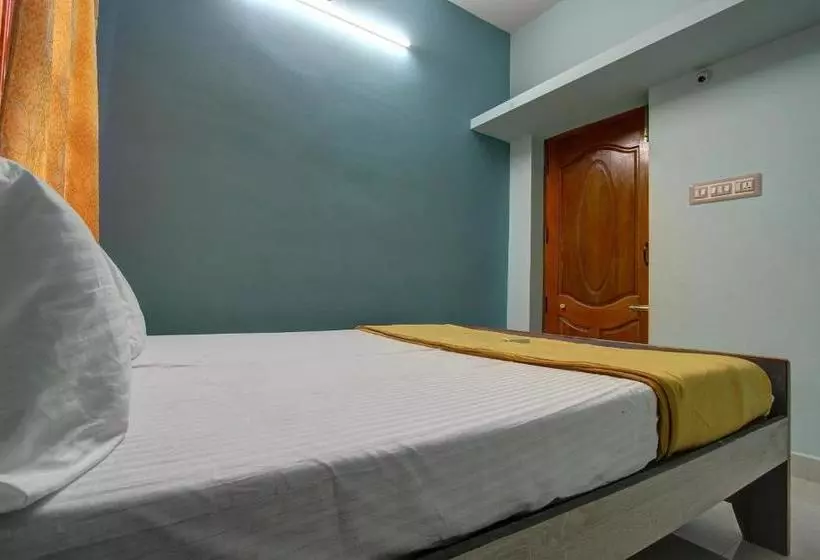 ホテル Spot On 46002 Marudha Temple View Spot