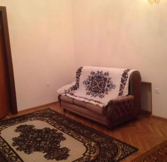 پانسیون Stone House