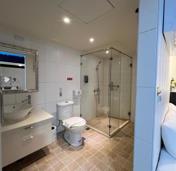 هاستل Joy Garden