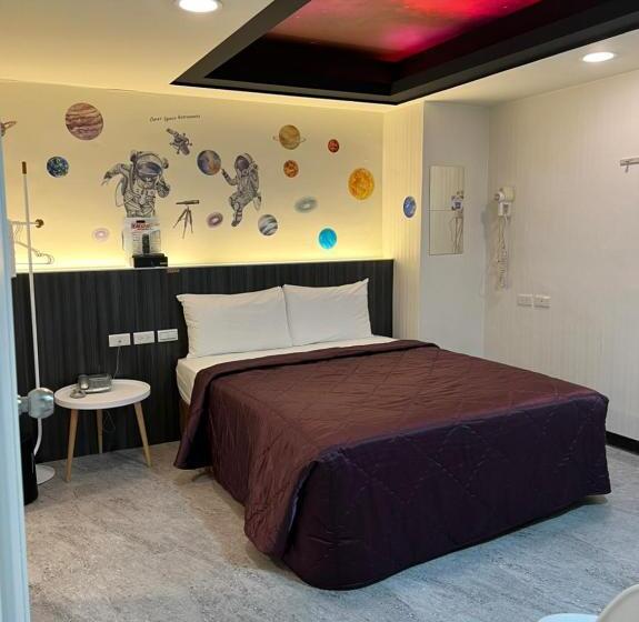 هاستل Joy Garden