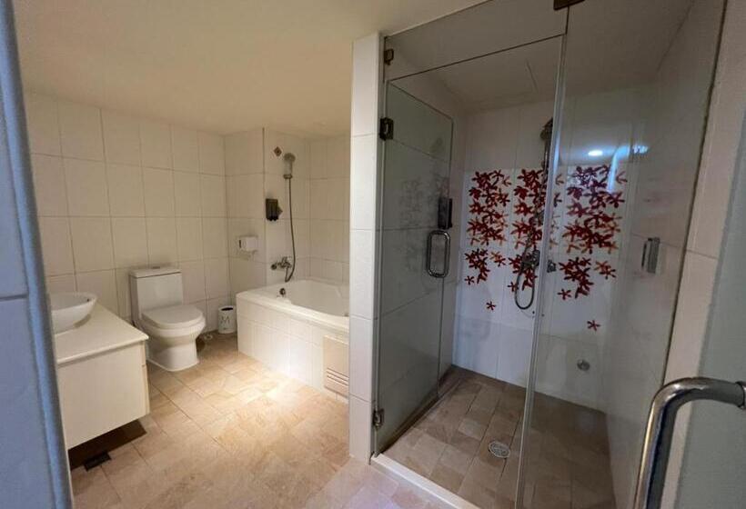 هاستل Joy Garden