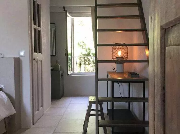 B&b L Aube Safran