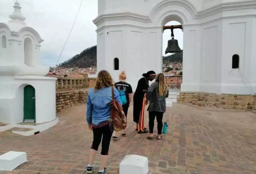 تختخواب و صبحانه Casa Treveris   Non Profit Hostel