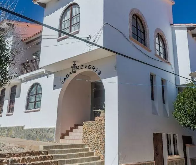 تختخواب و صبحانه Casa Treveris   Non Profit Hostel