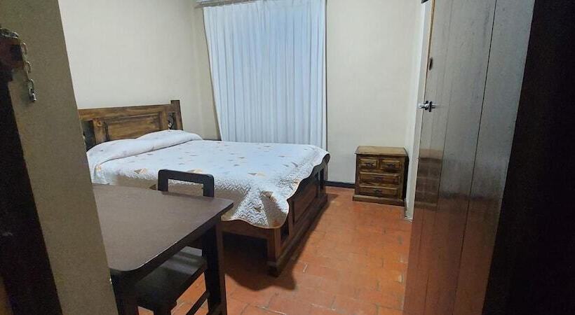 تختخواب و صبحانه Casa Treveris   Non Profit Hostel