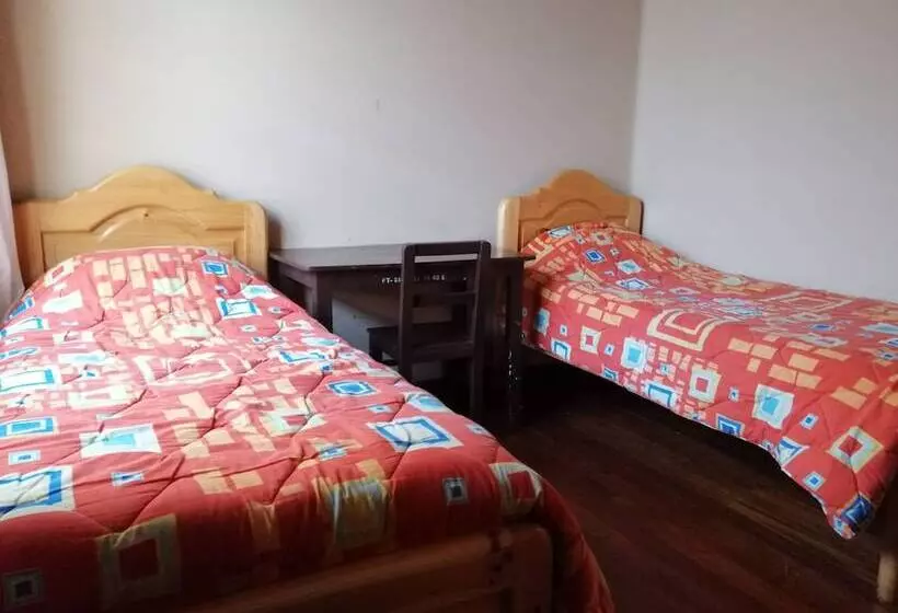 تختخواب و صبحانه Casa Treveris   Non Profit Hostel