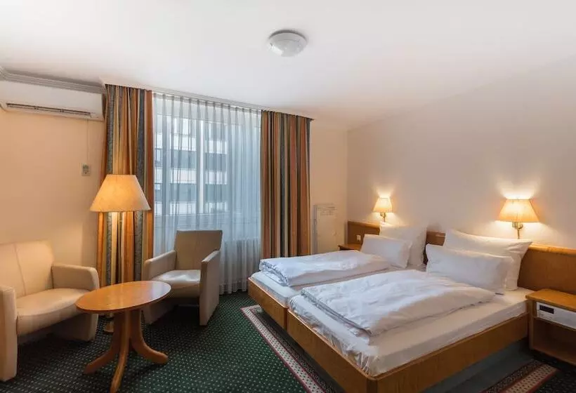 Hotelli Belmont Classic