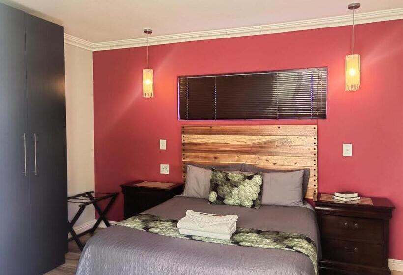 פנסיון @47 Galpin