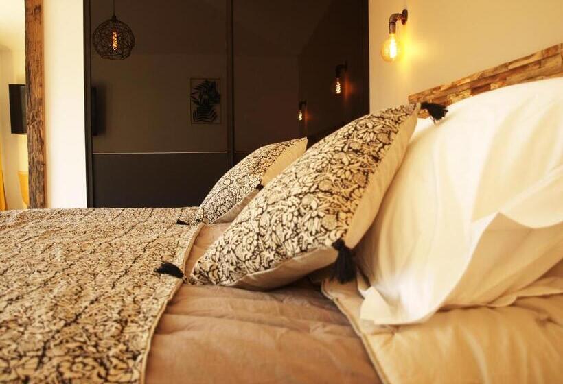 פנסיון A Camerina