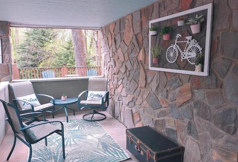 פנסיון Mckinley Edwards Inn