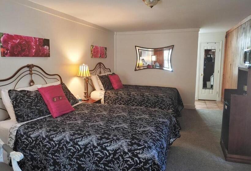 פנסיון Mckinley Edwards Inn