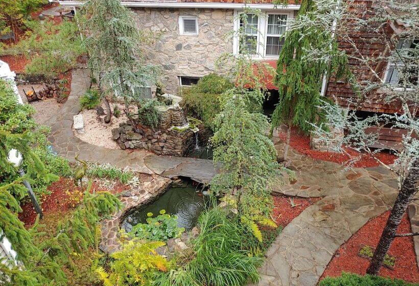 פנסיון Mckinley Edwards Inn