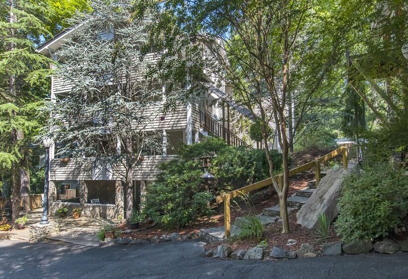 פנסיון Mckinley Edwards Inn