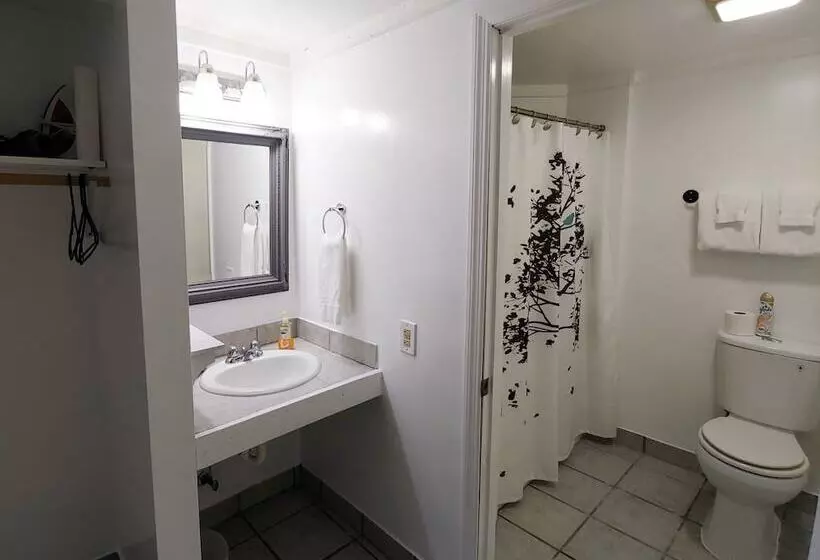 Majatalo Mckinley Edwards Inn