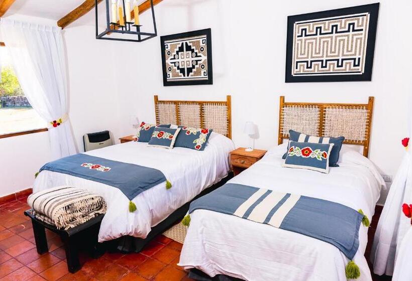 Bed & Breakfast Estancia Los Cuartos
