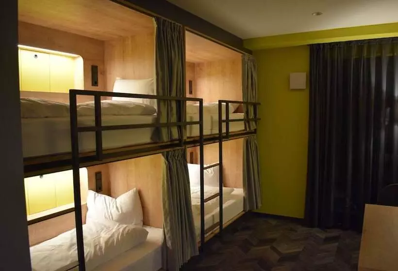 هتل House Of Records