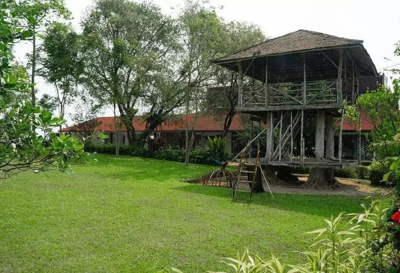 Majatalo Reddoorz Premium @ Lido Sukabumi