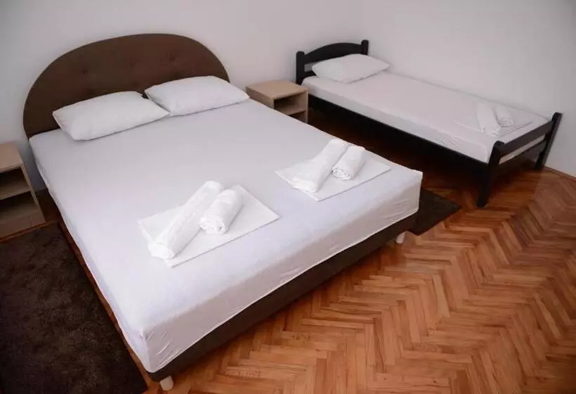 Prenoćište Vila Tasić