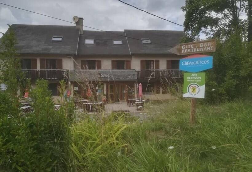 Общежитие Gite De La Draye