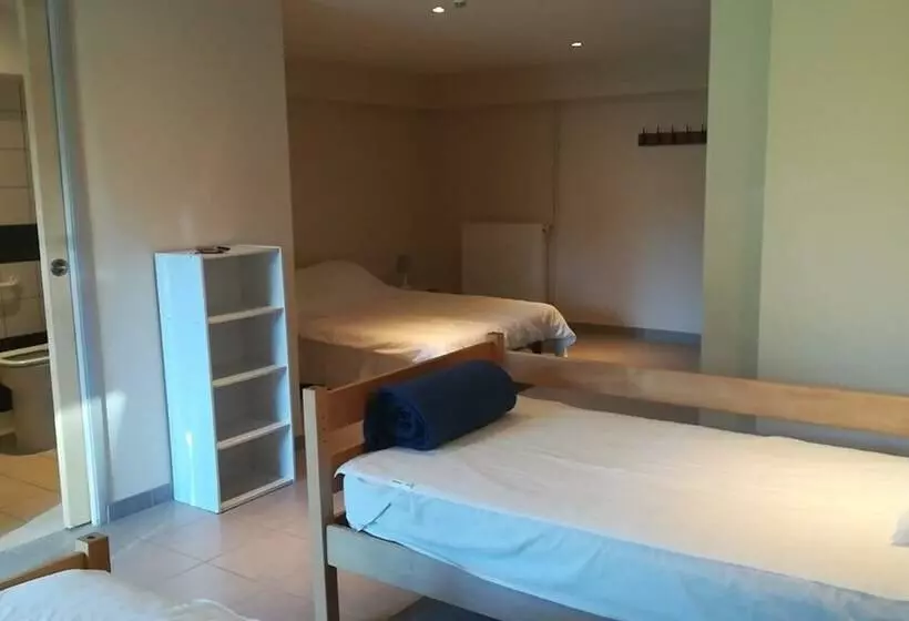 Retkeilymaja Gite De La Draye