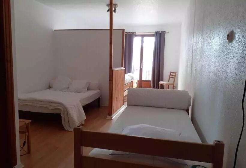 Retkeilymaja Gite De La Draye