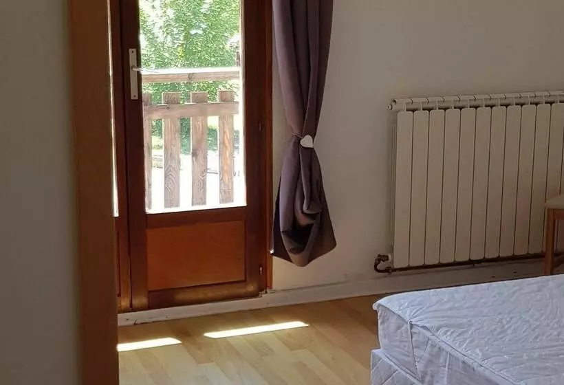 Retkeilymaja Gite De La Draye