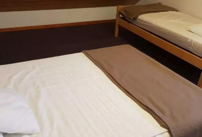 Retkeilymaja Gite De La Draye