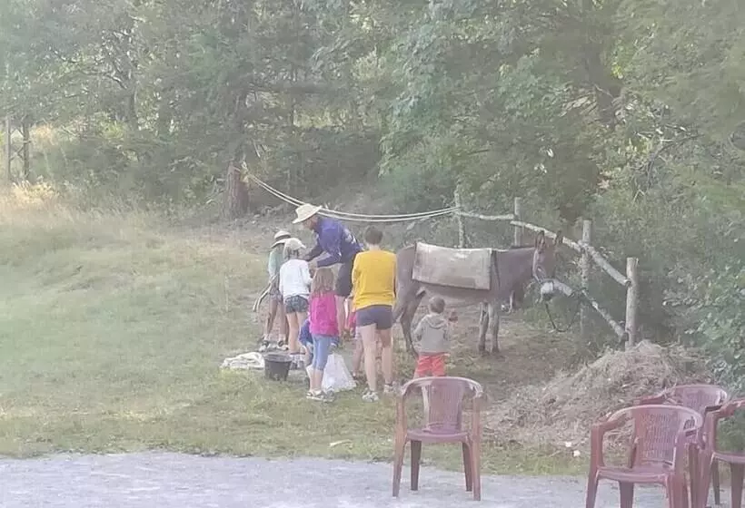 Retkeilymaja Gite De La Draye