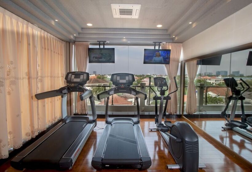 هتل Prestige Residences At Golden Valley By Grand United Hospitality