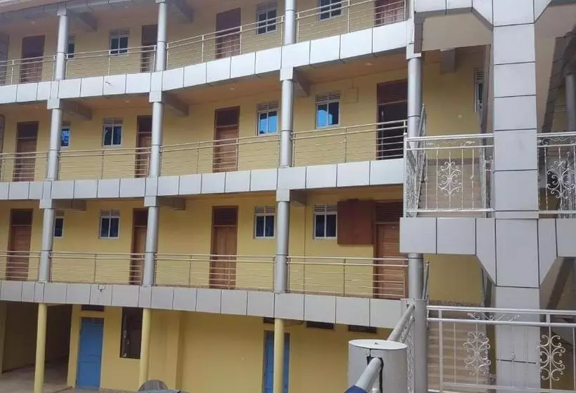 Otel Dot Com Entebbe