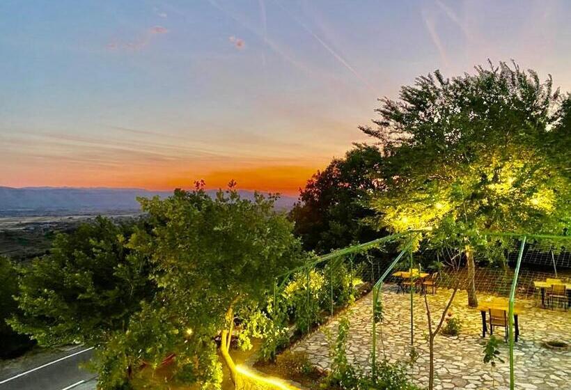 Отель Hylli I Drites