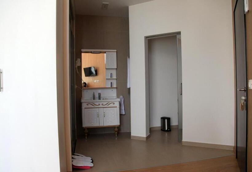 Отель Hylli I Drites