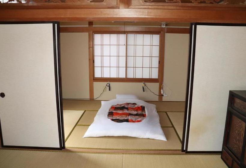 פנסיון Guesthouse Oyado Iizaka