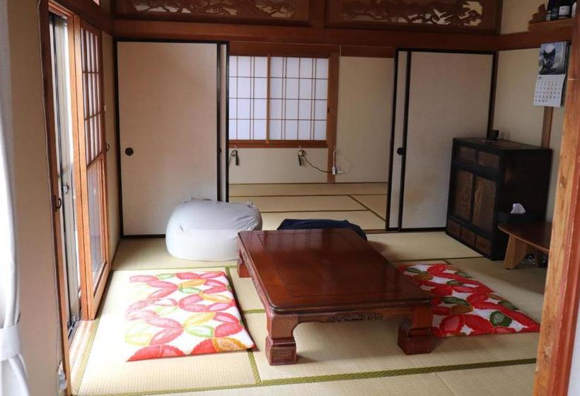 Пансион Guesthouse Oyado Iizaka