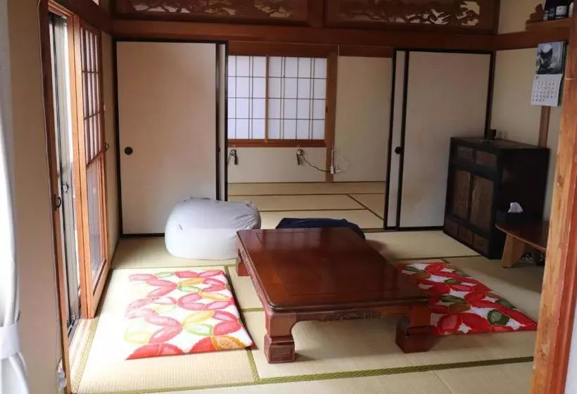 Majatalo Guesthouse Oyado Iizaka